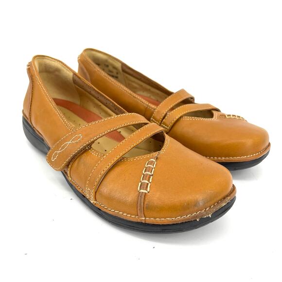 Clarks Unstructured Tan Women's Mary Jane Comfort Flats Size 7.5 Casual Shoes - Picture 2 of 10